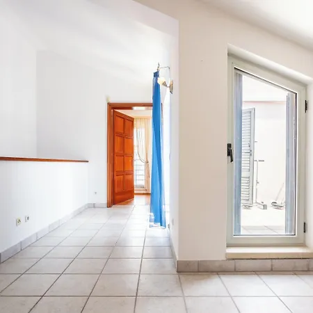 빌라 Violeta With The Sea View, 3 Min Walk To The 스플리트