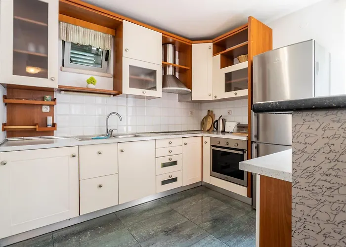 Violeta With The Sea View, 3 Min Walk To The