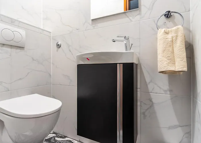 Violeta With The Sea View, 3 Min Walk To The * Split