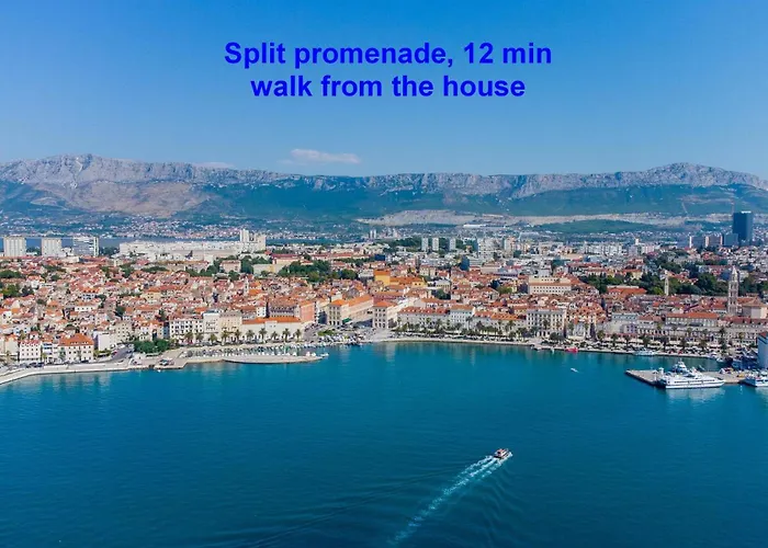 Violeta With The Sea View, 3 Min Walk To The Villa Split